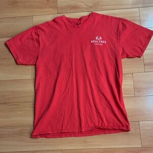 Realtree Fishing Men's Red Short Sleeve Tee